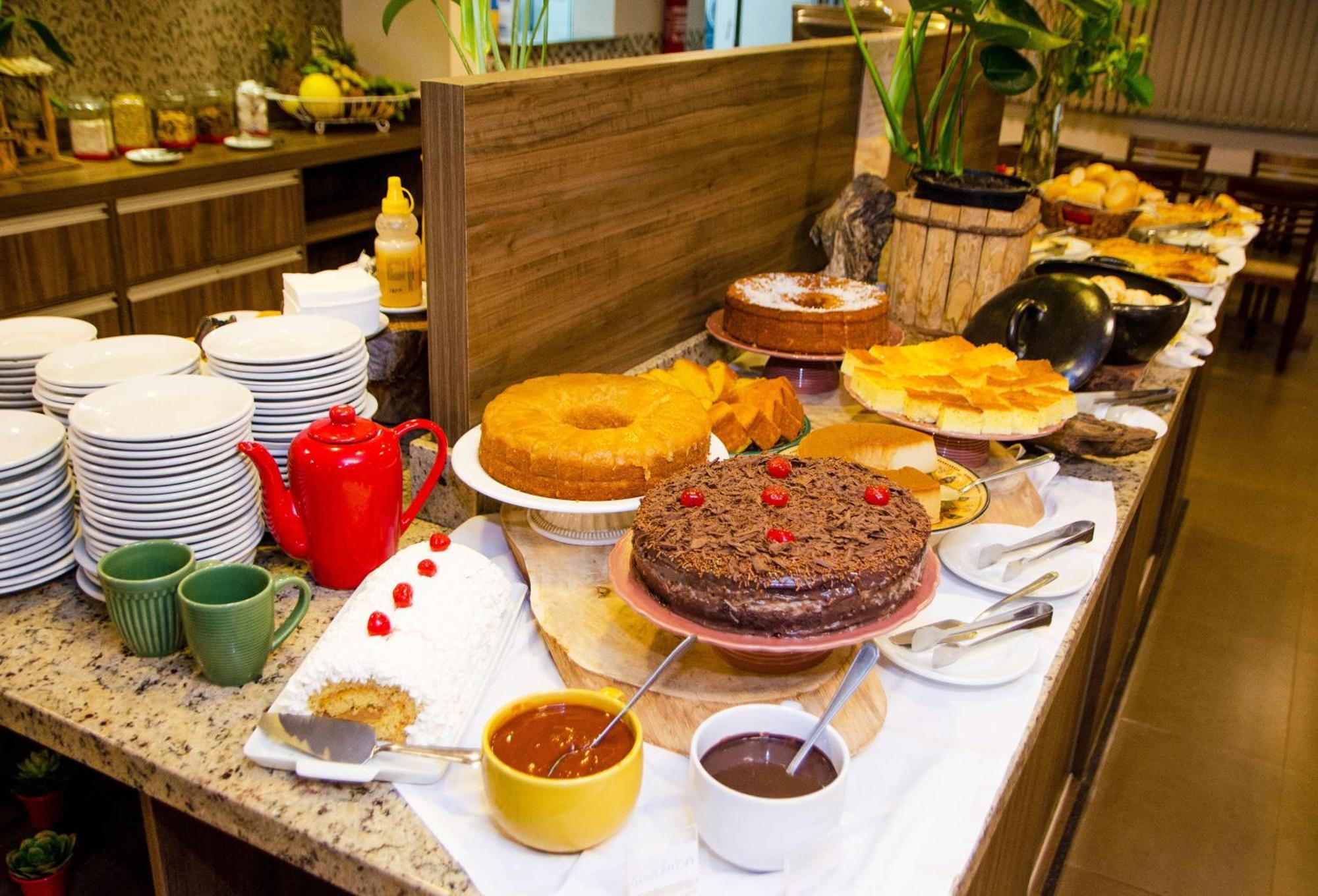 Hotel Ze Maria โปว์โซ อเลเกร ภายนอก รูปภาพ