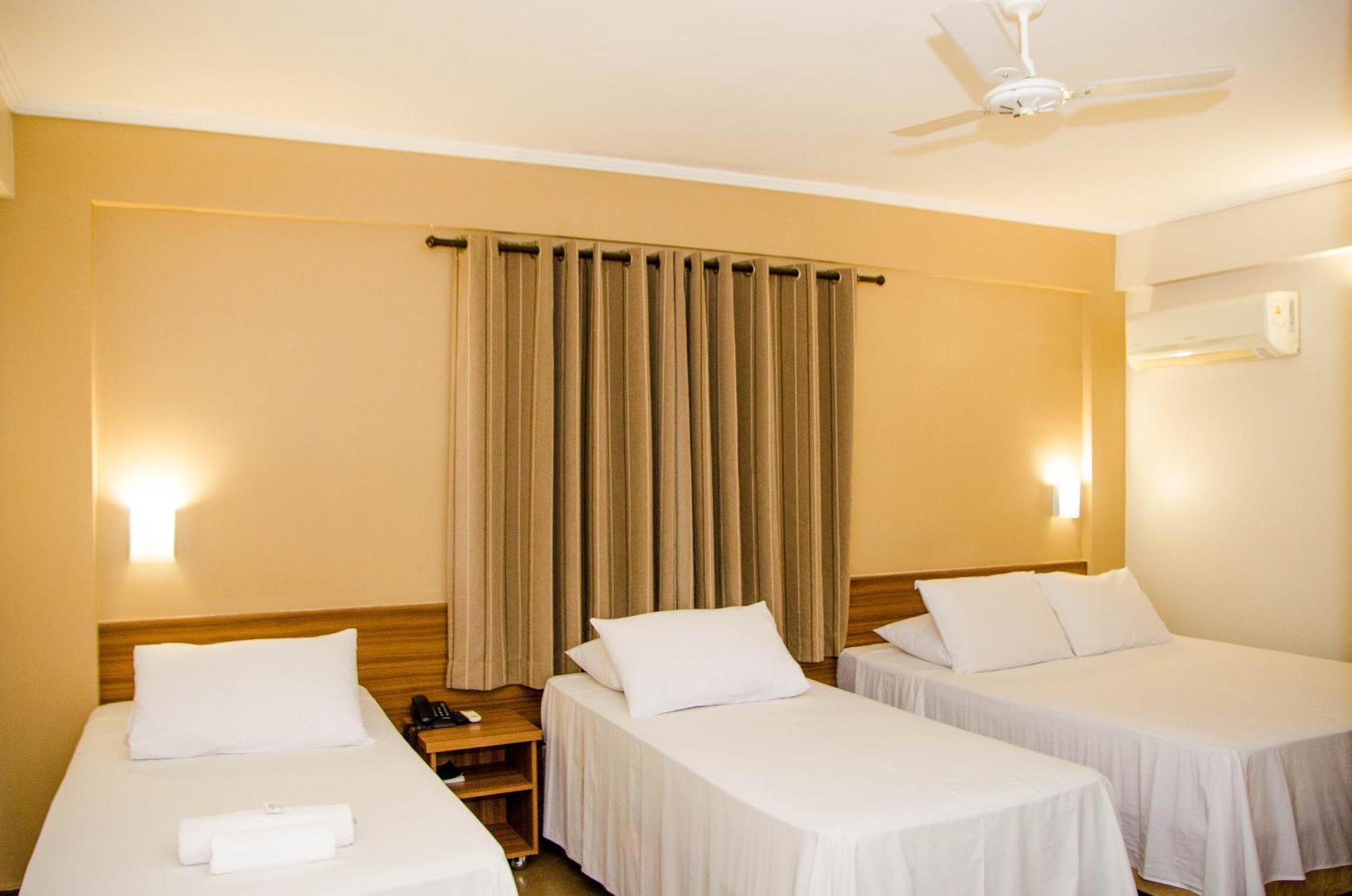 Hotel Ze Maria โปว์โซ อเลเกร ภายนอก รูปภาพ